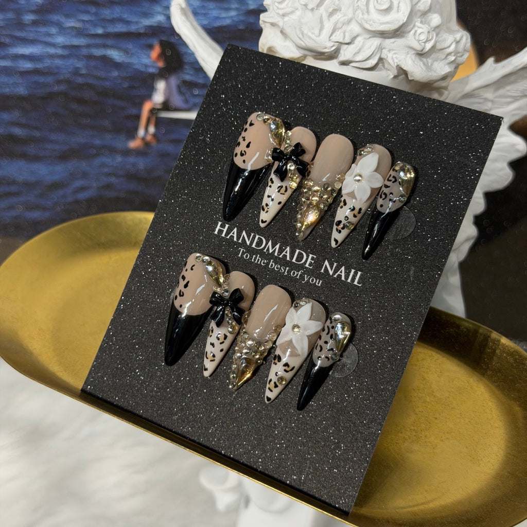 Premium Custom False Nails | Wholesale Available Z-255